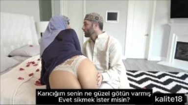 Evli çiftin ilk seks deneyimi porno filmi