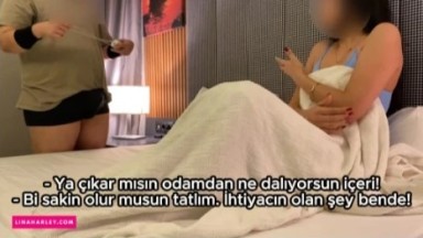 Amını okşarken yakalanan kız! Türkçe konuşmalı porno